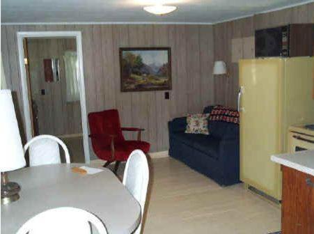 Bayfield River Cottage Colony Inc Bluewater Room photo